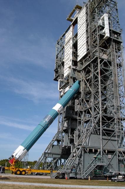NASA image: KSC-04pd1392
