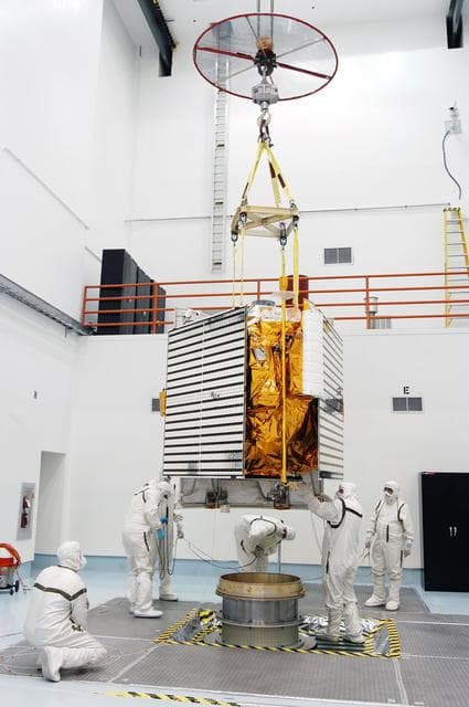 NASA image: KSC-04pd1419