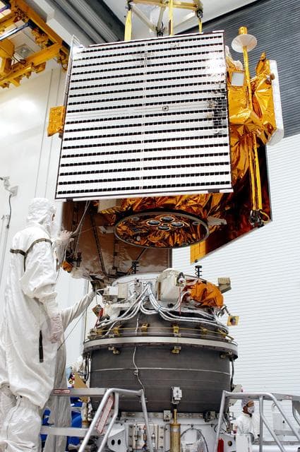 NASA image: KSC-04pd1463