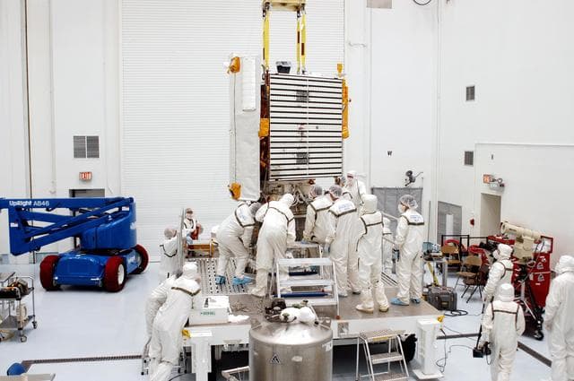 NASA image: KSC-04pd1467