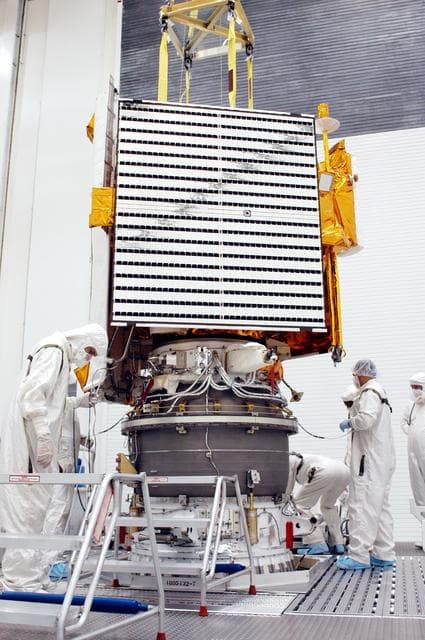 NASA image: KSC-04pd1468