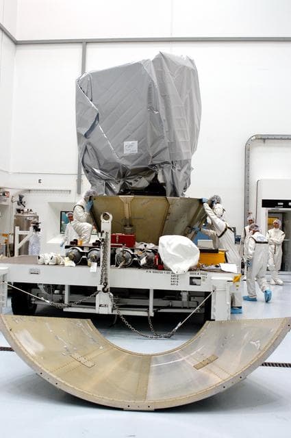 NASA image: KSC-04pd1487