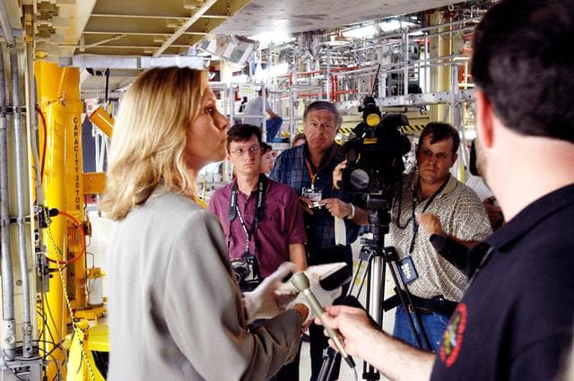 NASA image: KSC-04pd1548