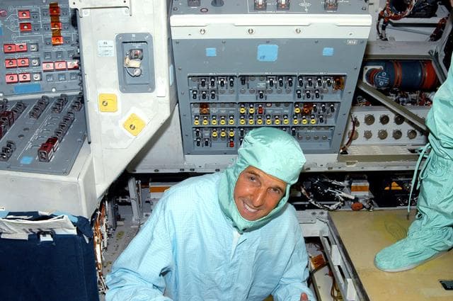 NASA image: KSC-04pd1564