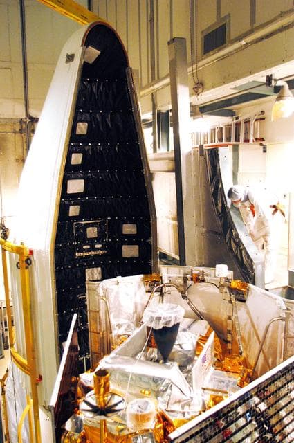 NASA image: KSC-04pd1569