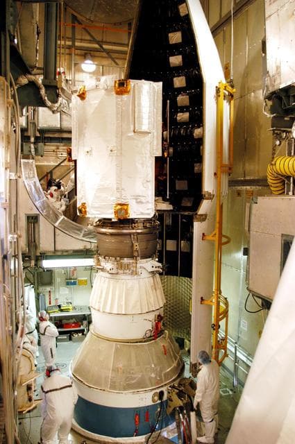 NASA image: KSC-04pd1570
