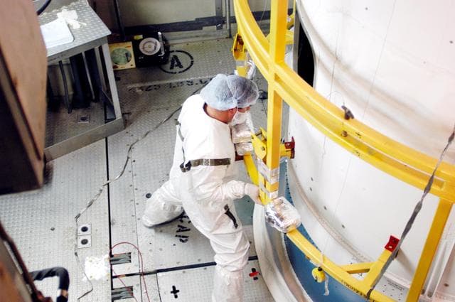 NASA image: KSC-04pd1572