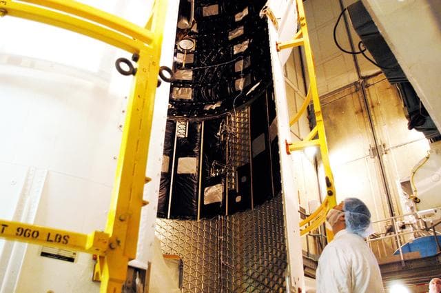 NASA image: KSC-04pd1574