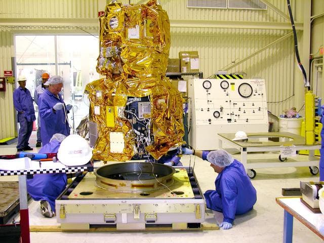 NASA image: KSC-04pd1597
