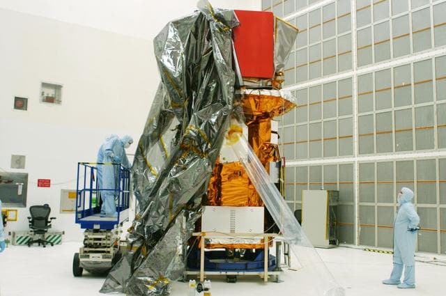 NASA image: KSC-04pd1612