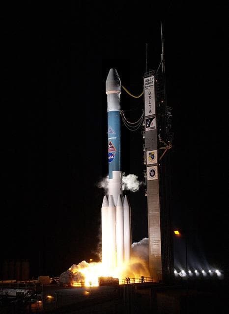 NASA image: KSC-04pd1628
