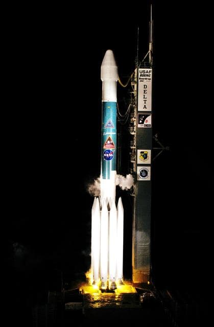 NASA image: KSC-04pd1631