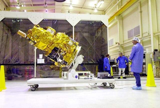NASA image: KSC-04pd1636