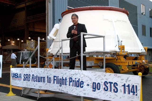 NASA image: KSC-04pd1661