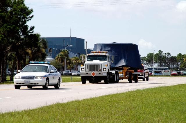 NASA image: KSC-04pd1664