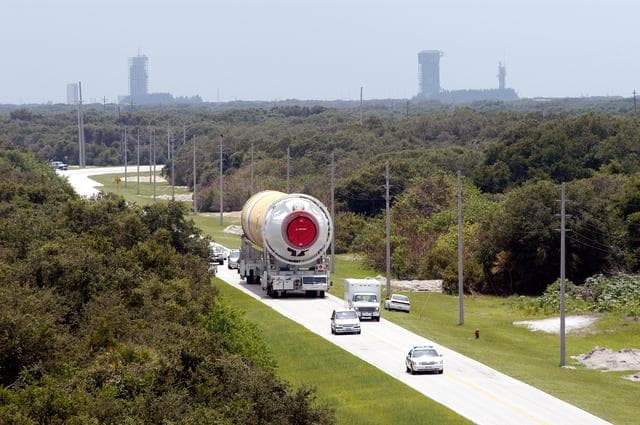 NASA image: KSC-04pd1669