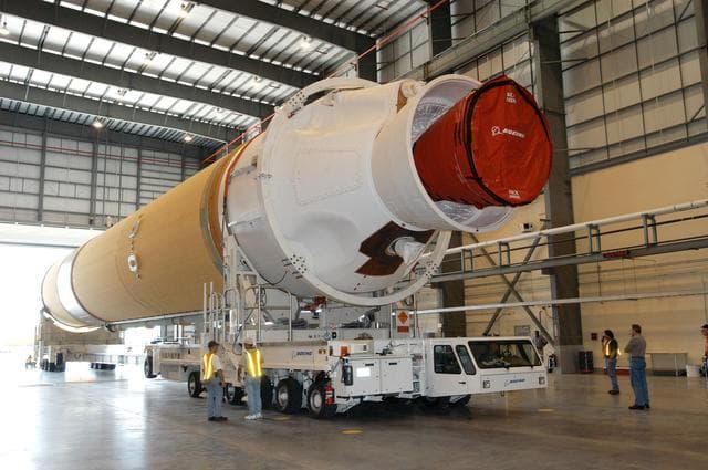 NASA image: KSC-04pd1671