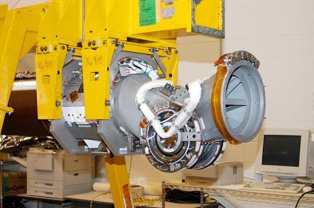 NASA image: KSC-04pd1674