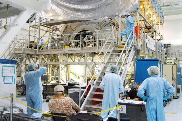 NASA image: KSC-04pd1677