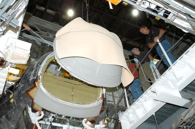 NASA image: KSC-04pd1679