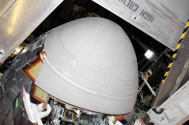 NASA image: KSC-04pd1683