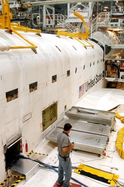 NASA image: KSC-04pd1701
