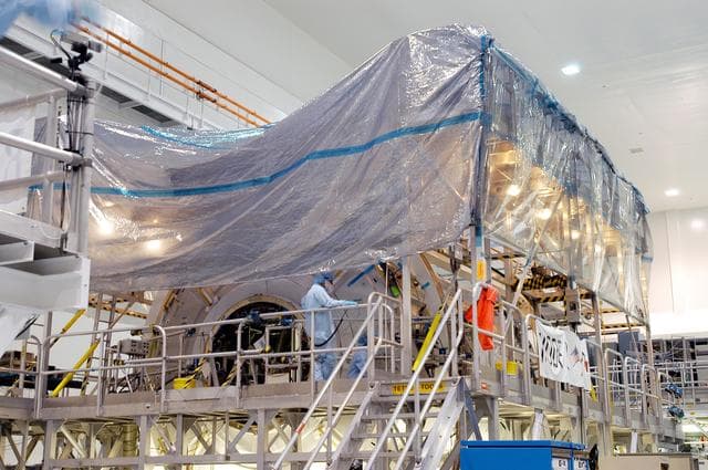 NASA image: KSC-04pd1712