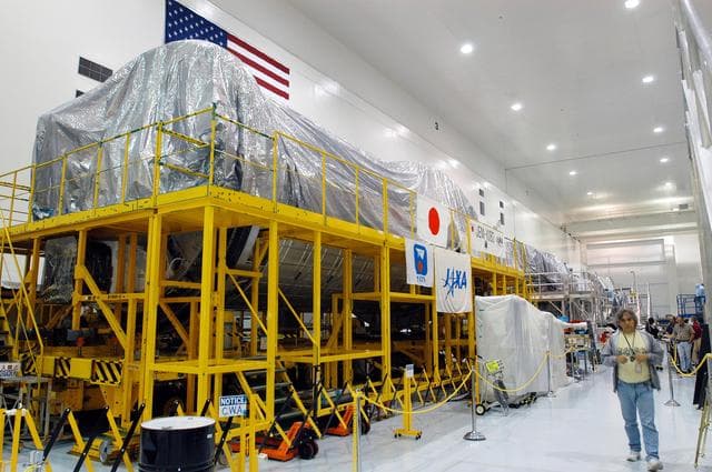 NASA image: KSC-04pd1715