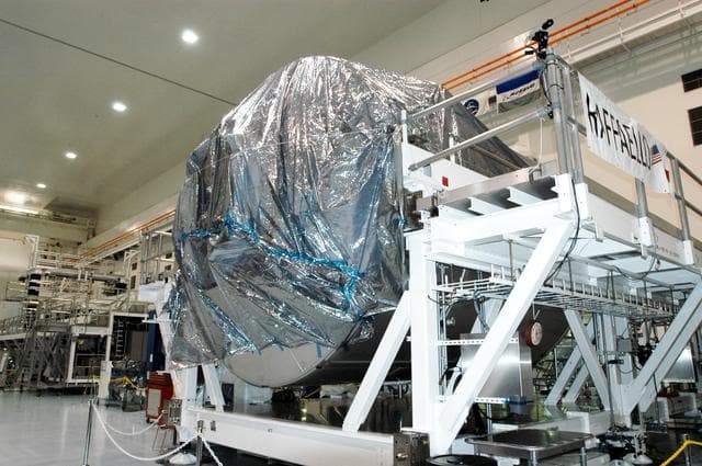 NASA image: KSC-04pd1764