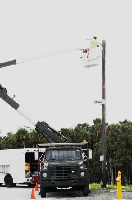 NASA image: KSC-04pd1798