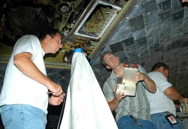 NASA image: KSC-04pd1810