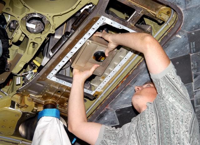 NASA image: KSC-04pd1812