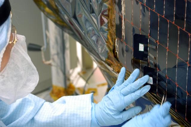 NASA image: KSC-04pd1858