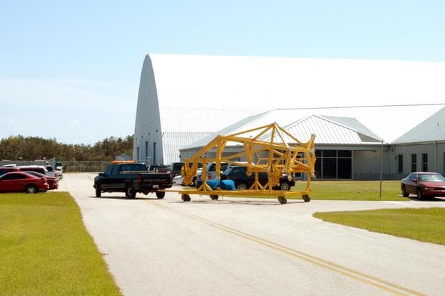 NASA image: KSC-04pd1888