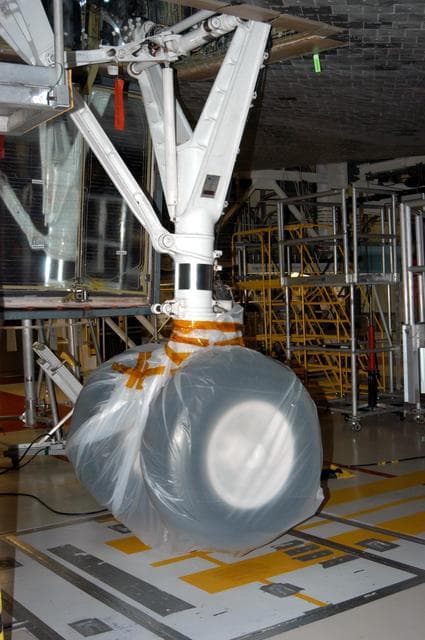NASA image: KSC-04pd1912