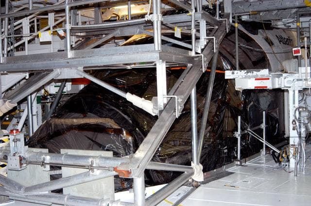 NASA image: KSC-04pd1920