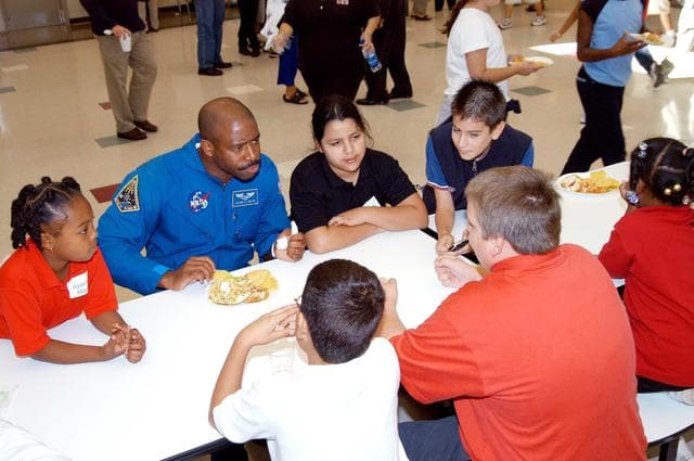 NASA image: KSC-04pd2014