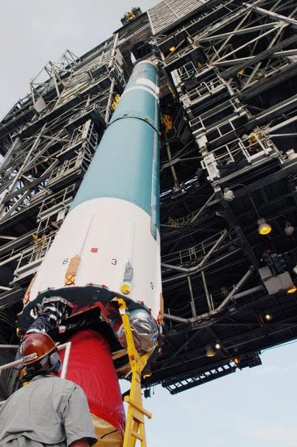 NASA image: KSC-04pd2034