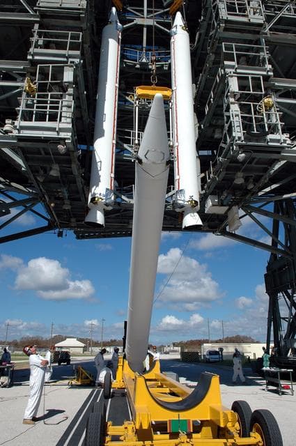 NASA image: KSC-04pd2062