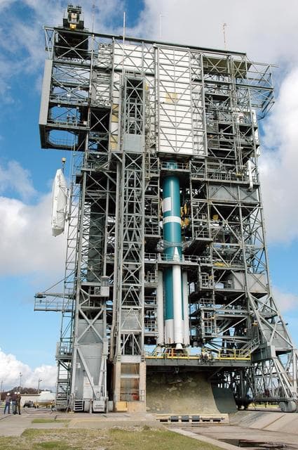 NASA image: KSC-04pd2070