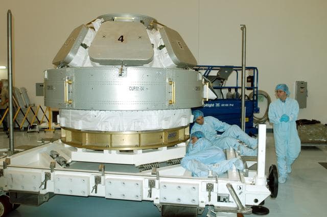 NASA image: KSC-04pd2103