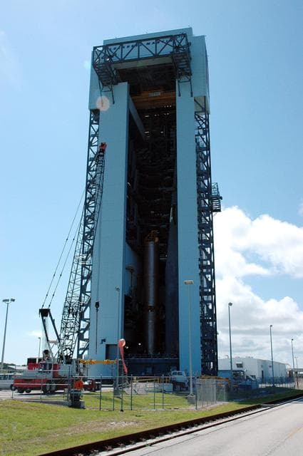 NASA image: KSC-05pd2269