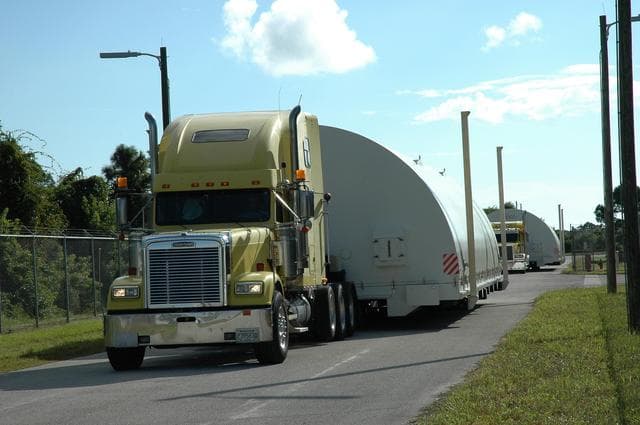 NASA image: KSC-05pd2283