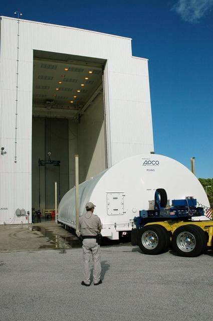 NASA image: KSC-05pd2284