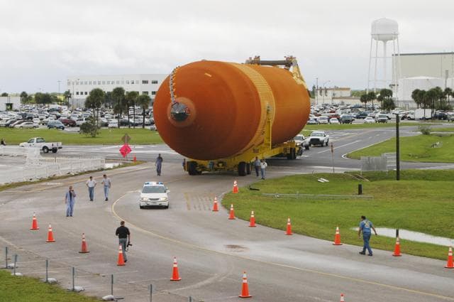 NASA image: KSC-05pd2324