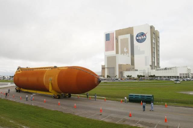 NASA image: KSC-05pd2325