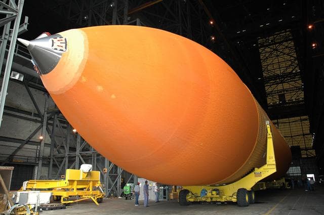 NASA image: KSC-05pd2329