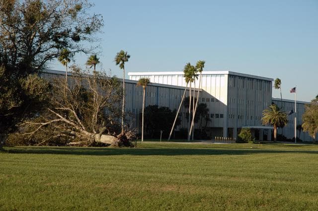 NASA image: KSC-05pd2353