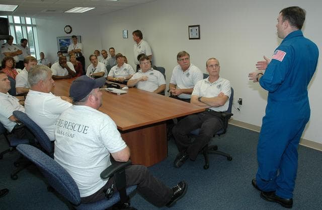 NASA image: KSC-05pd2365