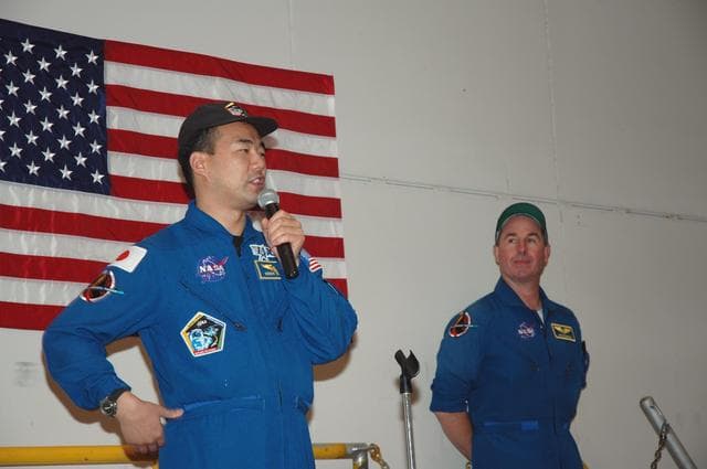 NASA image: KSC-05pd2368